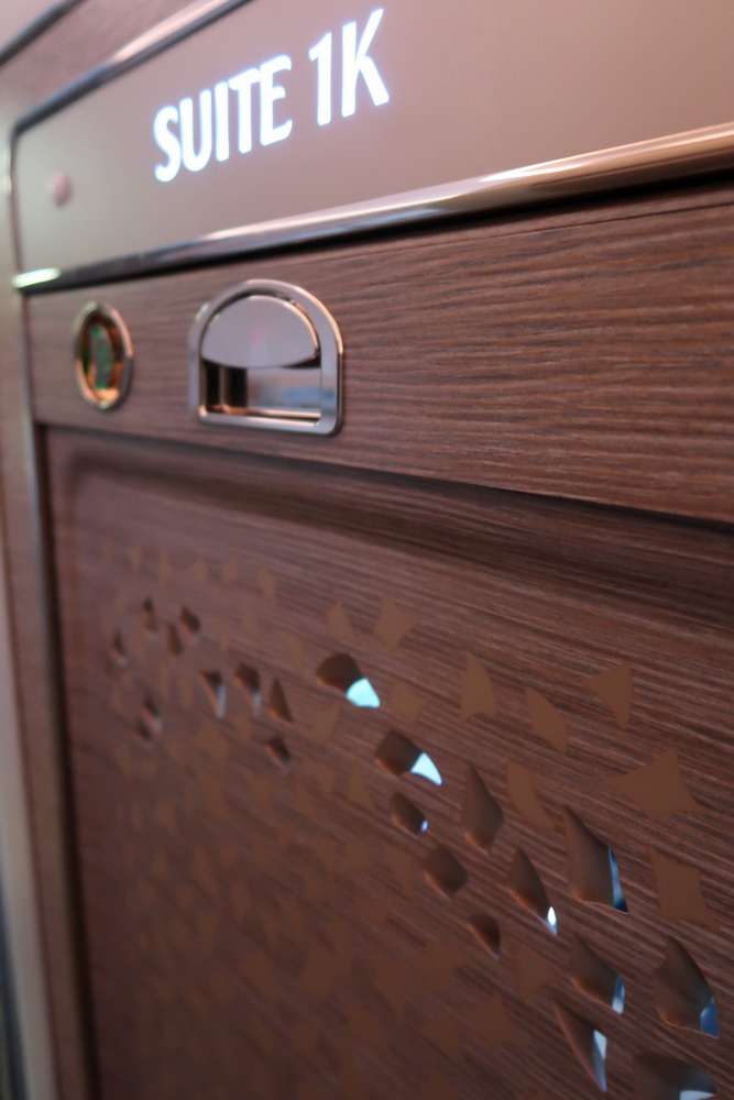 阿联酋航空b747,阿联酋航空b777-200lr