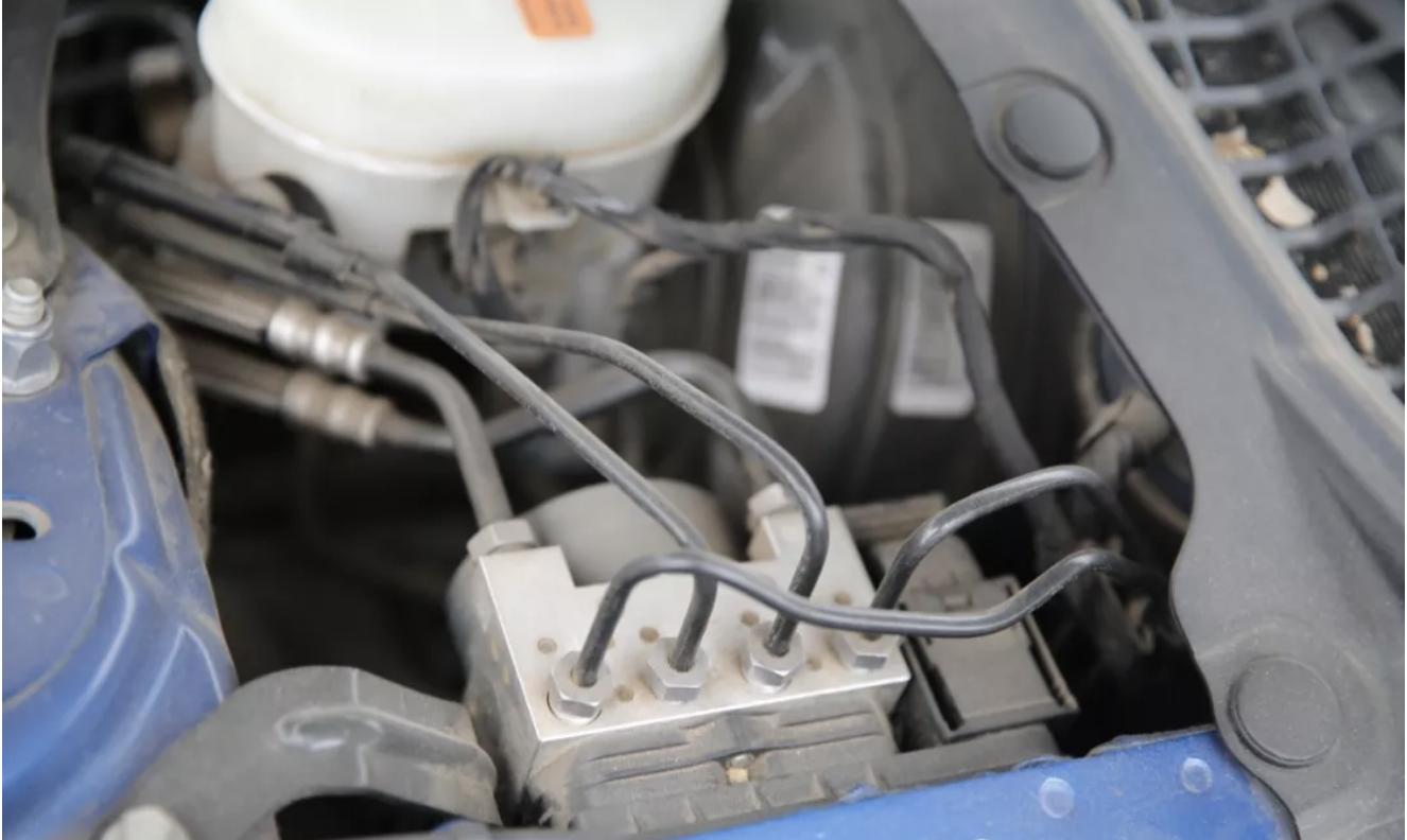 2.3t野马跑不过哪些车,野马2.3t驾驶感受