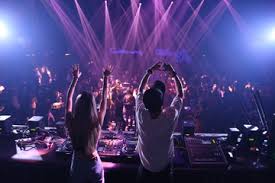 氛围感超好的酒吧推荐,气氛燃爆的酒吧