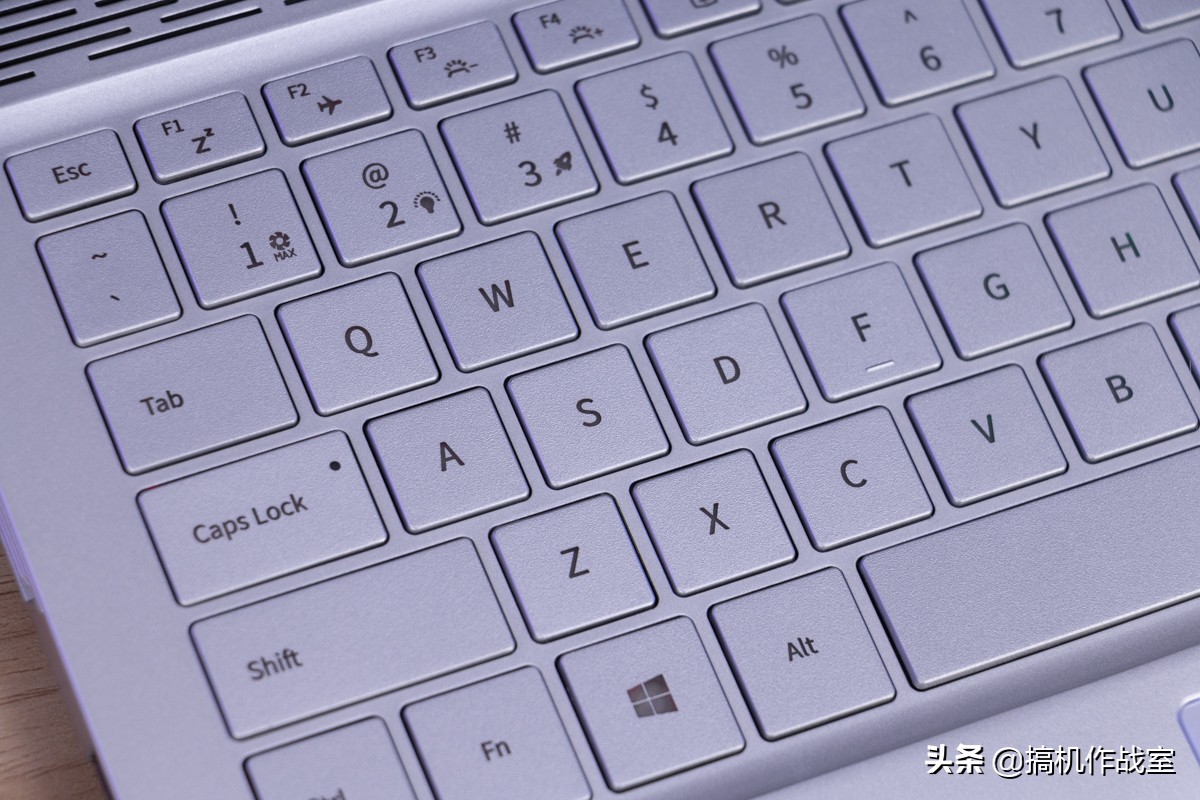 机械师战空f117-x配置,机械师f117-b游戏实测