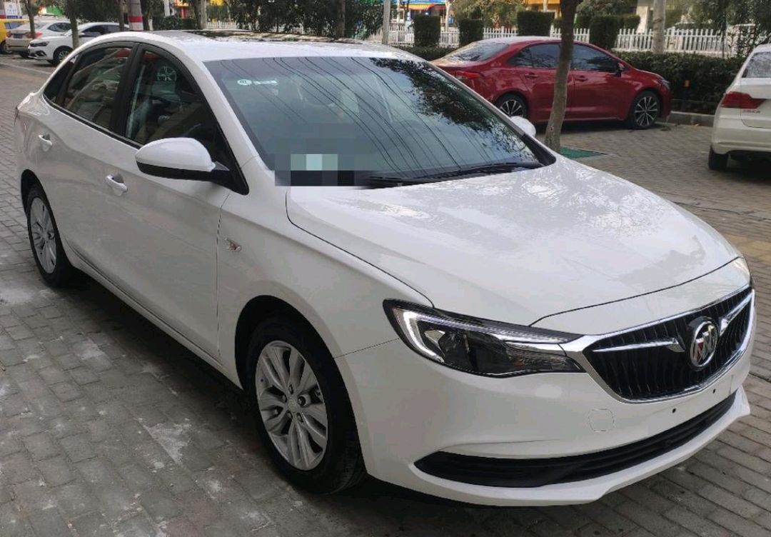 小伙子喜提6万左右新车,新款别克英朗用车感受