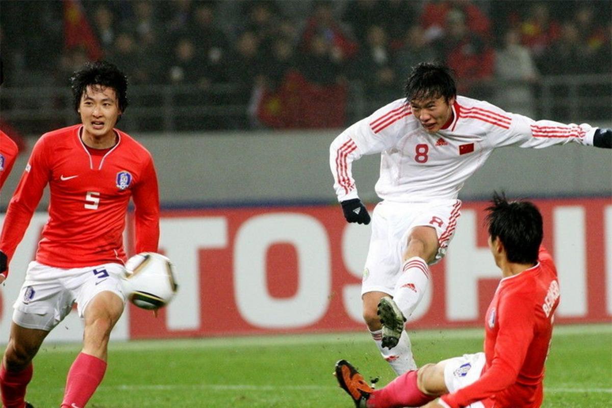 英雄迟暮归何处？国脚邓卓翔的足球梦，宁踢中乙绝不退役