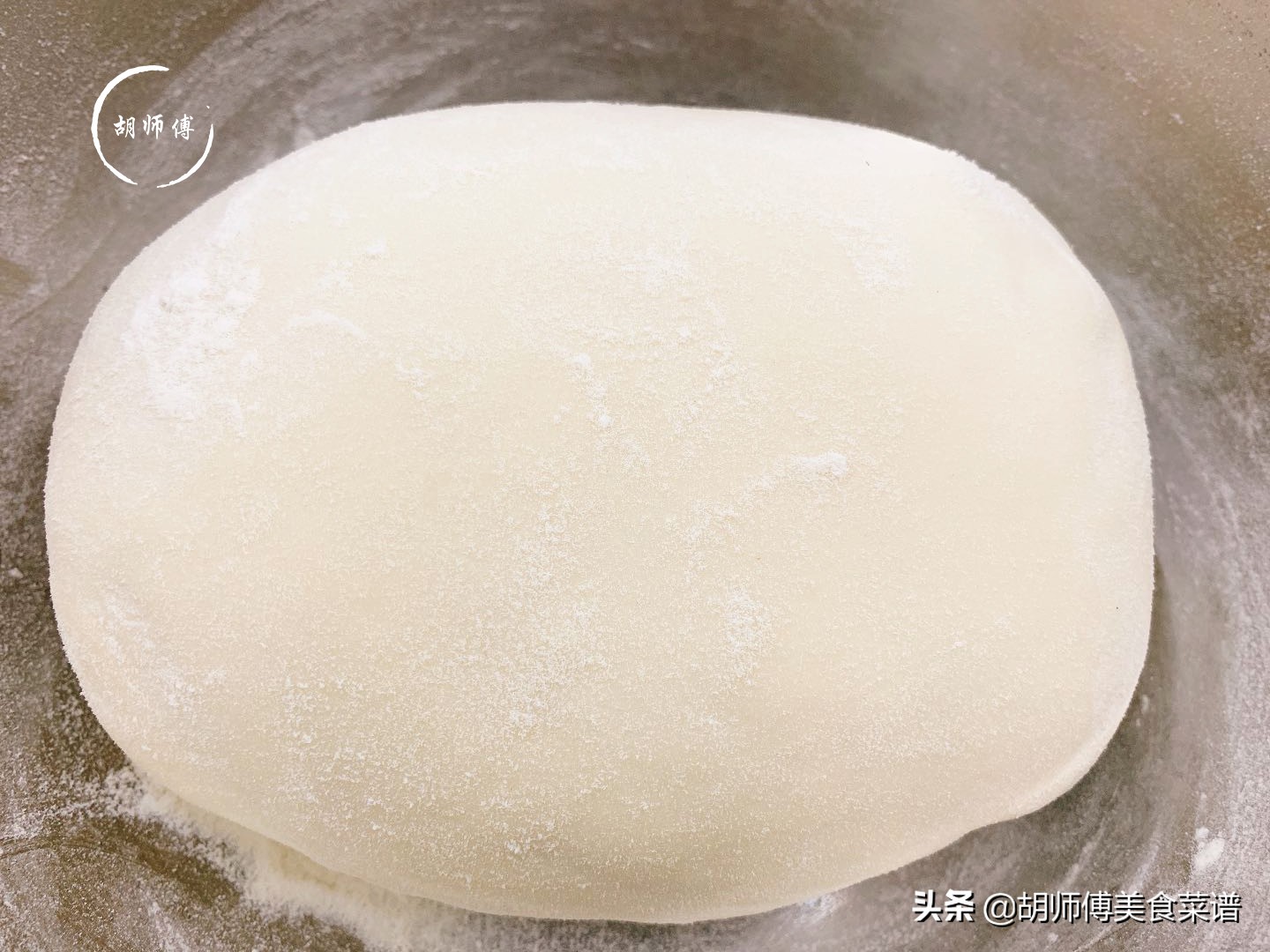 发面时酵母放多面发黑,发面的时候酵母放多了会怎么样