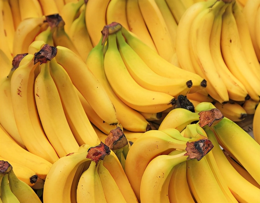 买香蕉买大的好小的好,买香蕉要好吃又嫌丑的小视频