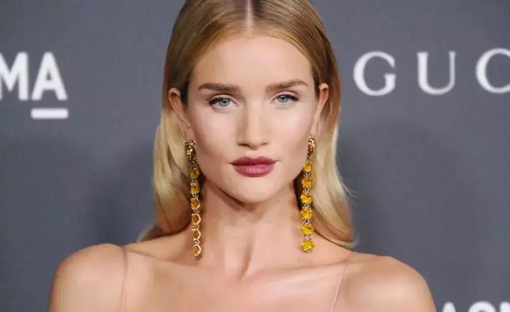 俞飞鸿颧骨抗老,高颧骨俞飞鸿