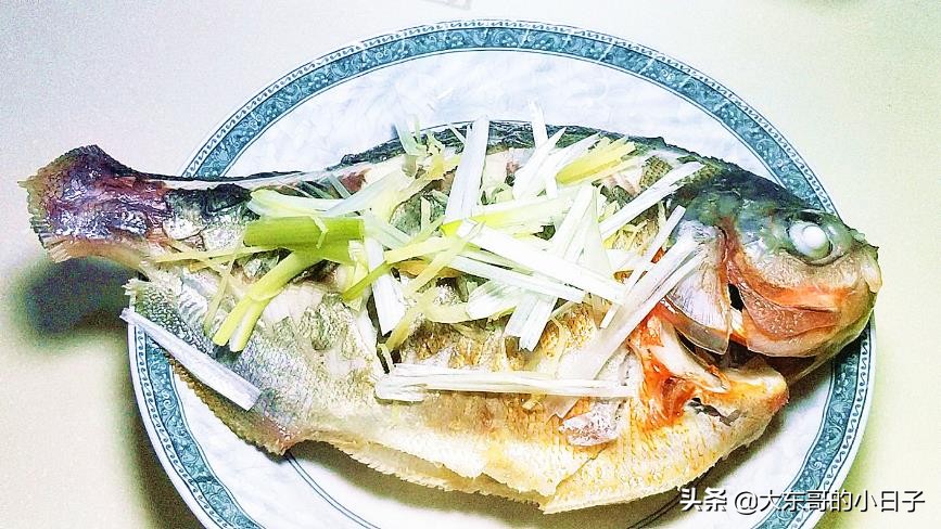 清蒸鱼的正确方法和技巧,清蒸鱼的正确方法及配方