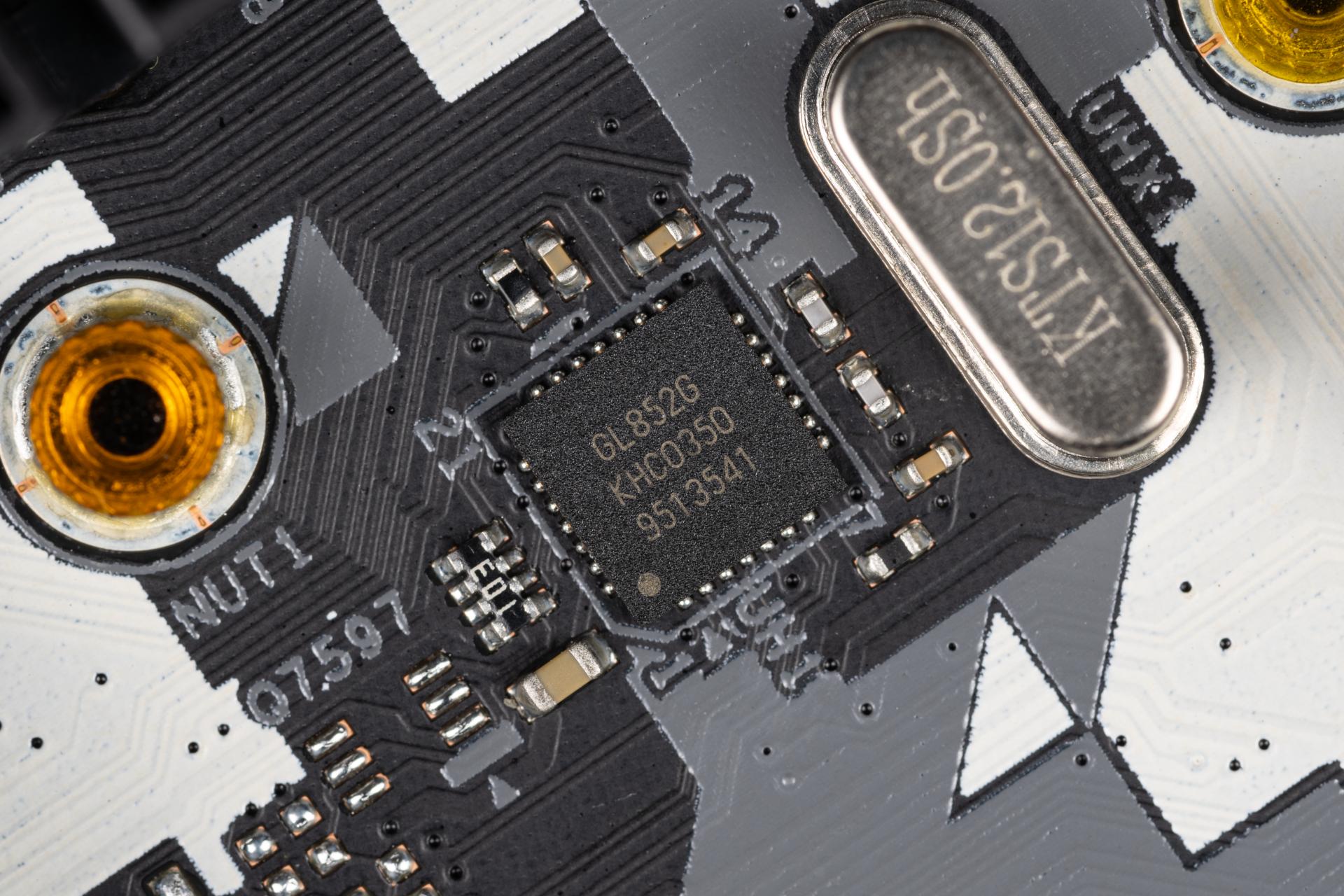 一块能扛10900K的B460主板！华擎B460MSteelLegend深度评测