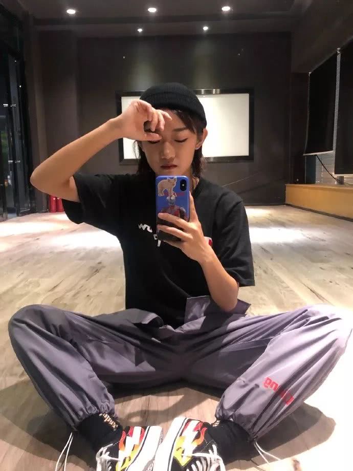 代古拉k变现能力,代古拉K抖音粉丝