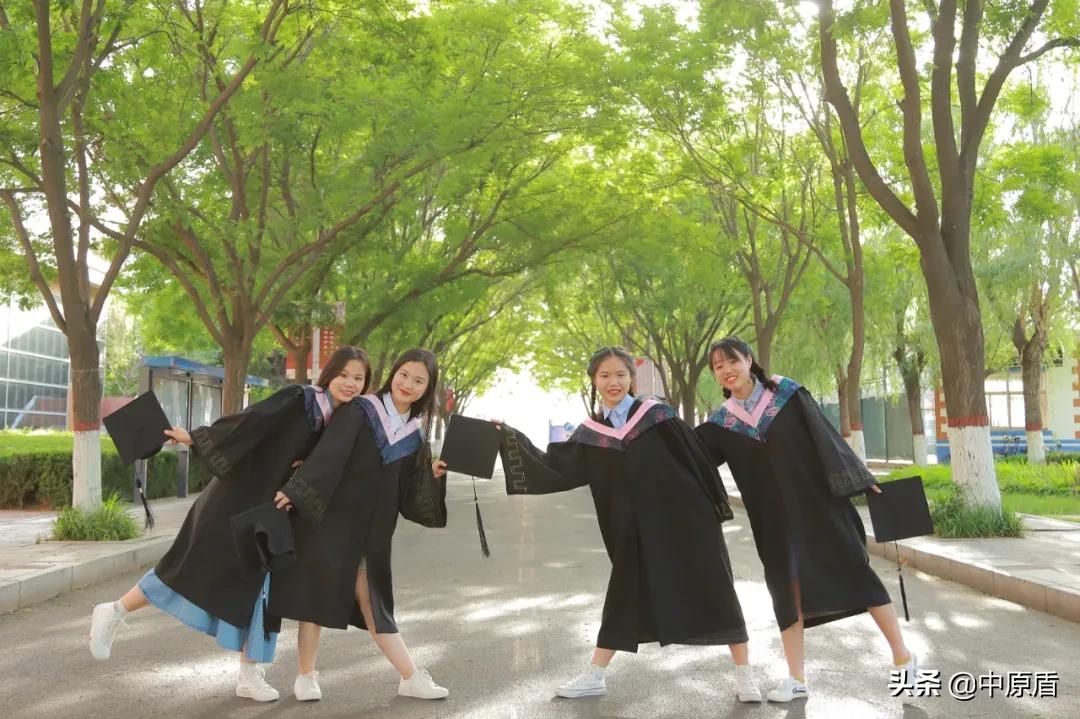 大片来袭！河南各高校凹造型毕业照绝对惊艳到你