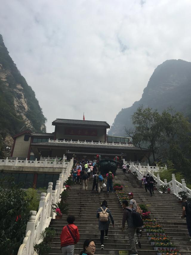 华山自驾最惊险的道路,华山最惊险的公路