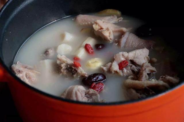 鸡汤怎么炖不老,鸡汤如何炖不堵奶