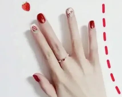 美甲教程适合夏天做的美甲,什么时候做美甲是最合适的