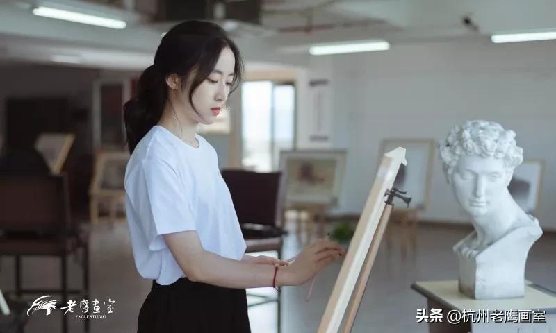 老鹰画室2019招生简章,不是所有的选择都能选择