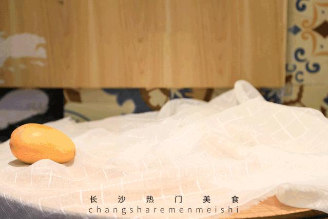 四云奶盖贡茶天鸿店,请全城喝奶茶