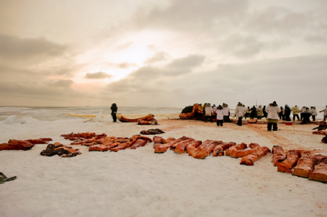 爱斯基摩人奇怪的民俗,爱斯基摩人恐怖的习俗