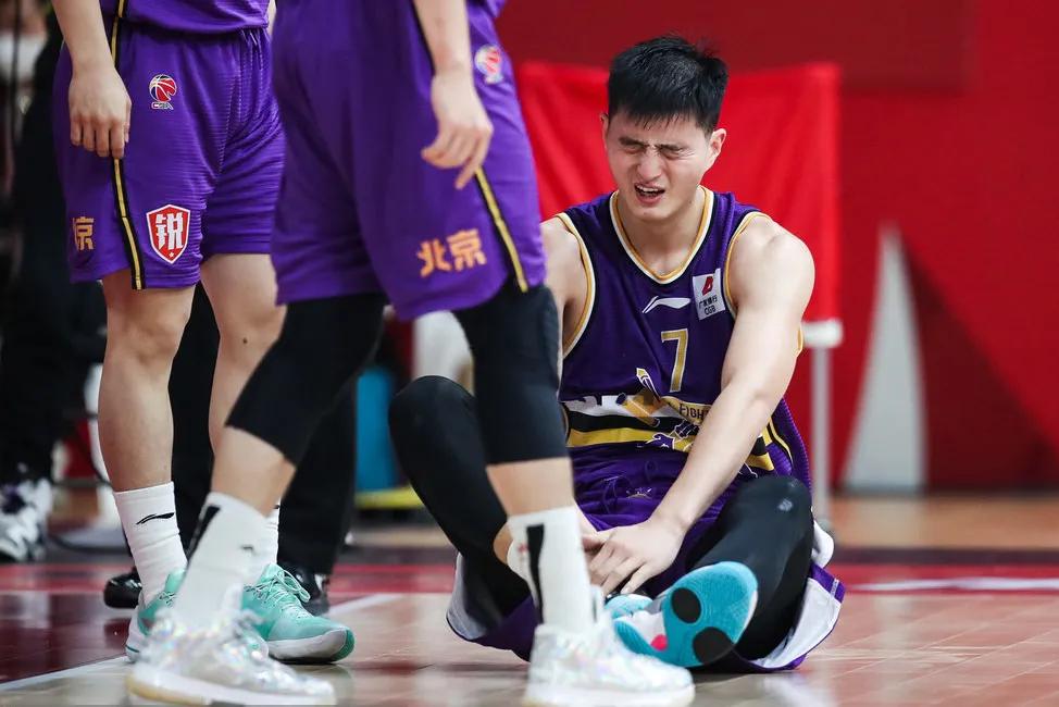 cba球鞋测评,cba球鞋面面观排名