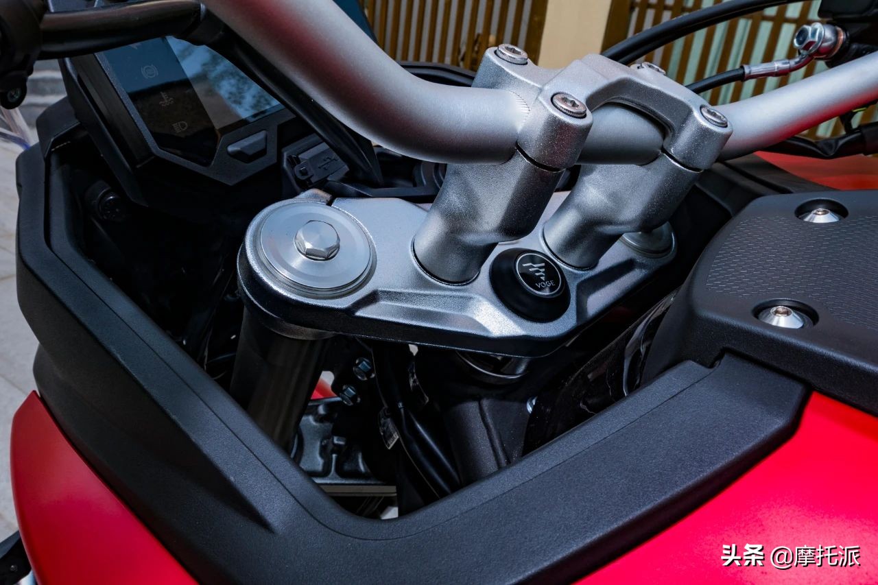 无极500ds和贝纳利502哪个好,无极500ds2019款与2021款区别