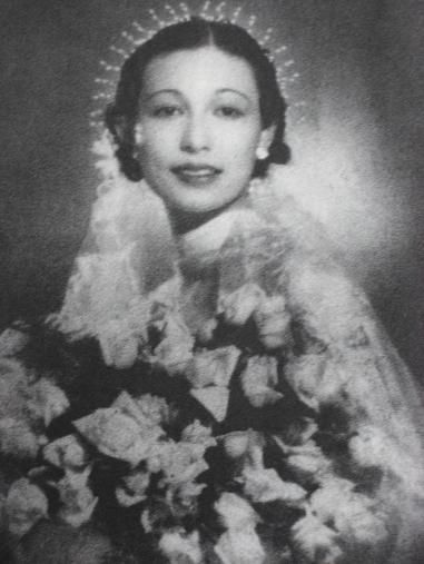 穿旗袍捉奸，86岁依然优雅，死后捐遗体，她才是中国最后一位贵族