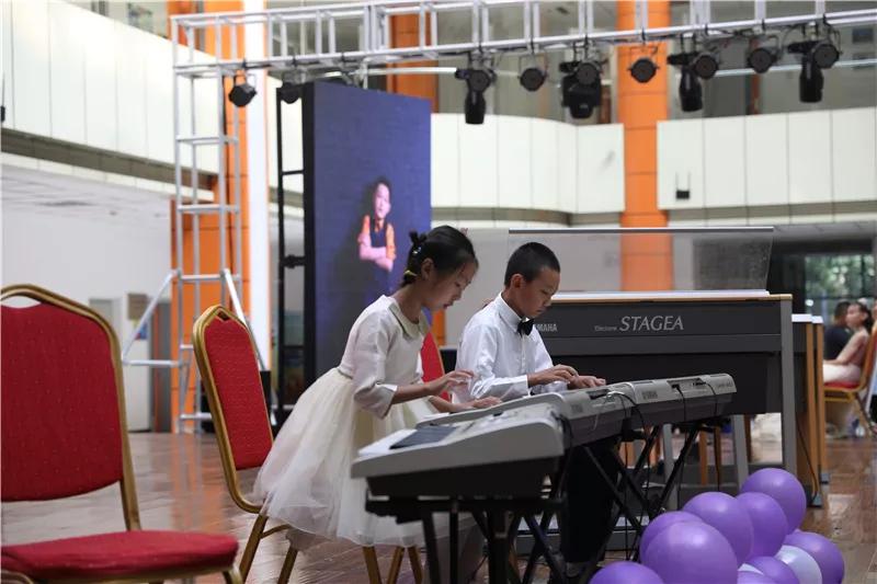 双排键演奏一个人的感觉,双排键演奏会音乐会