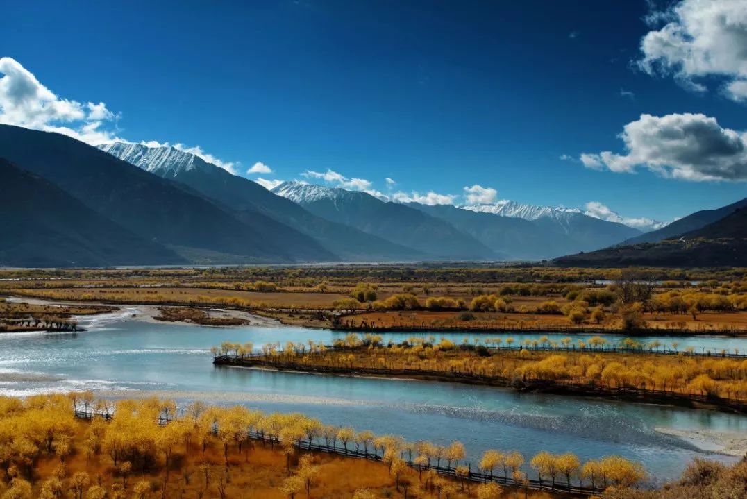 藏于山水间的度假酒店推荐,可以看日落和海景的度假酒店