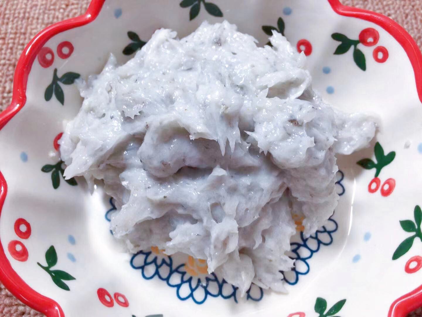 做好后瞬间就被娃爸抢走好几个，快收下这亲妈牌虾丸做法