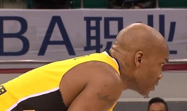 马布里训练北控视频,马布里早期如何训练