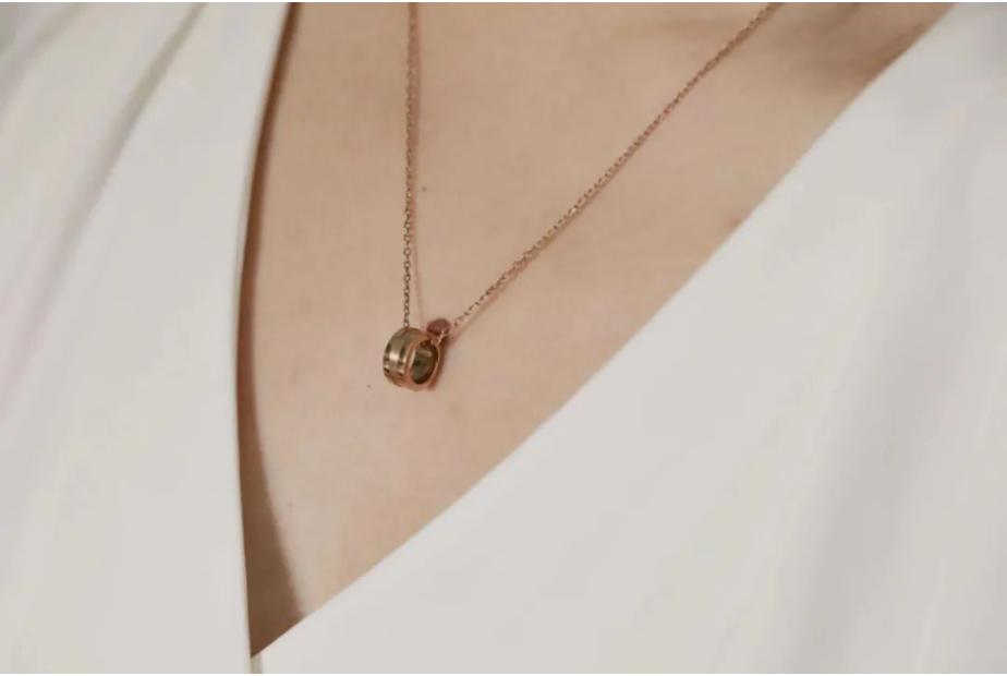 为什么买dw的手表不值,为什么有的dw手表才一二百