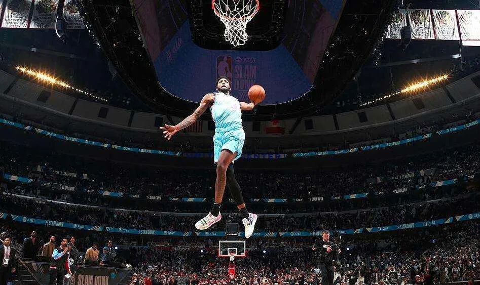 围绕球星建队教程,围绕巨星们建队阵容搭配