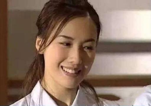 虚荣钓金龟、和姐妹共享男友？如今终于寻得千万身家未婚夫