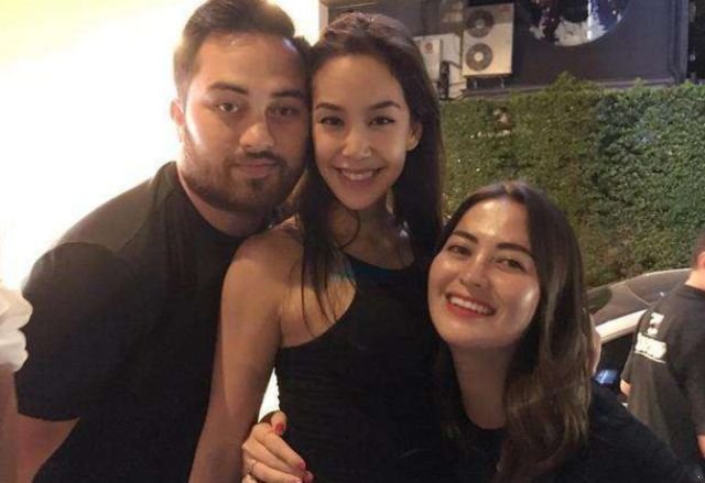 泰国泼水节搞笑事件,泰国泼水节最尴尬的场面