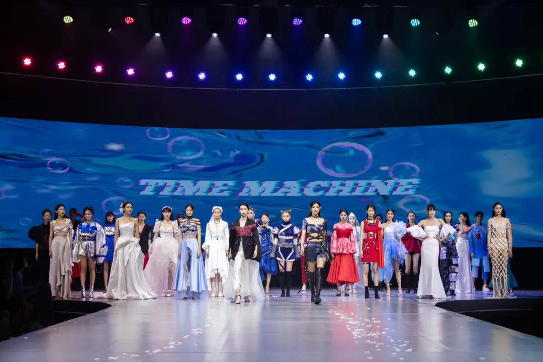 2021年清华服装设计毕业秀,中国优秀的服装设计毕业秀