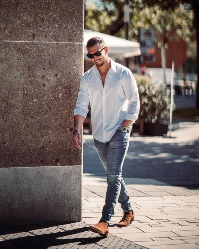 运动鞋牛仔裤和什么上衣搭配男生,牛仔裤运动鞋搭配毛呢大衣