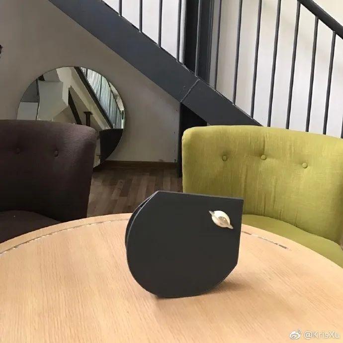 KrisXu：一个被UFO带来的国内设计师品牌包