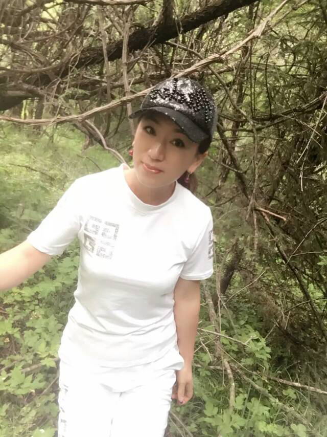 大美至真,静秀娟好—访旺角国际美容美发连锁机构经理于美娟