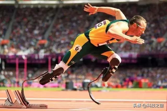 才百元白菜价！阿迪达斯同款科技刀锋鞋，鞋底藏了28片“弹簧”