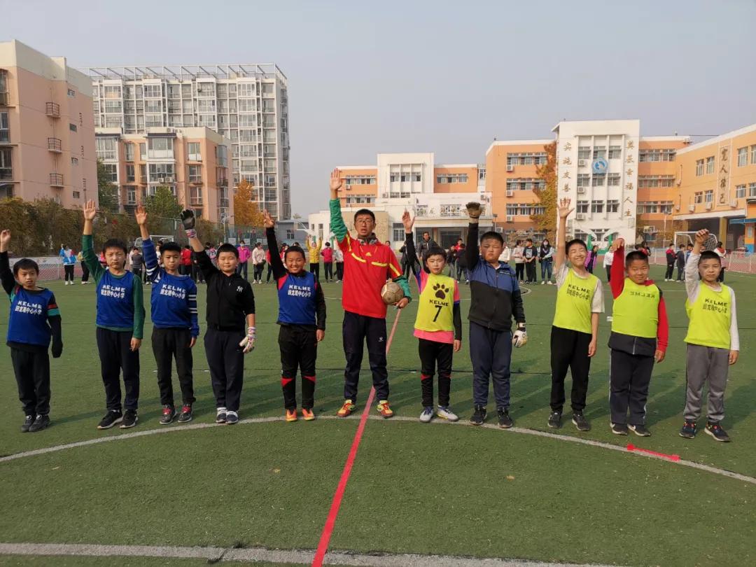 回龙观第二小学足球比赛,回龙观足球超级联赛2021