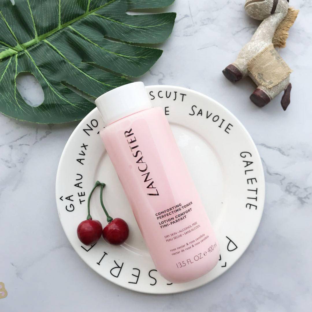 干燥肌肤该如何正确的补水保湿,修护干燥敏感肌肤的产品