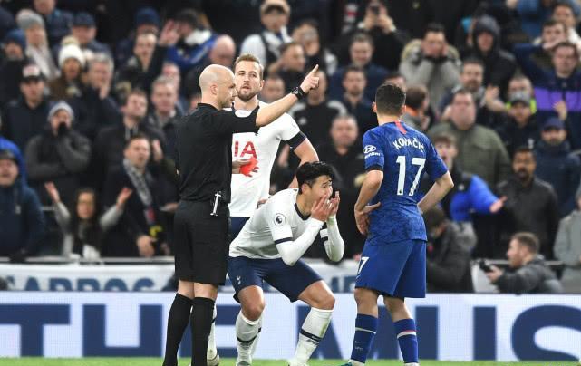 本性难移！孙兴慜恶劣犯规后演技拙劣，韩国人就这样黑掉的意大利