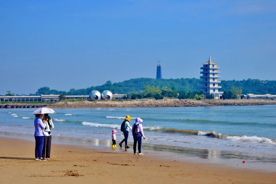 威海乳山海边,乳山海滩和威海哪里海水干净