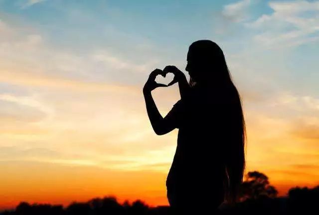 人美诗更美,当代才女有好诗,幽兰子诗集:已是秋心比月凉