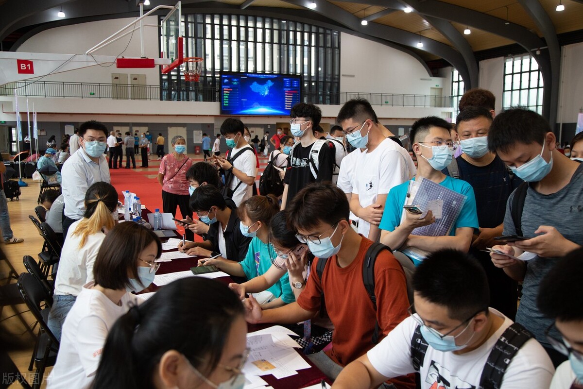 进入大学我该怎么学,到大二开始学来得及吗