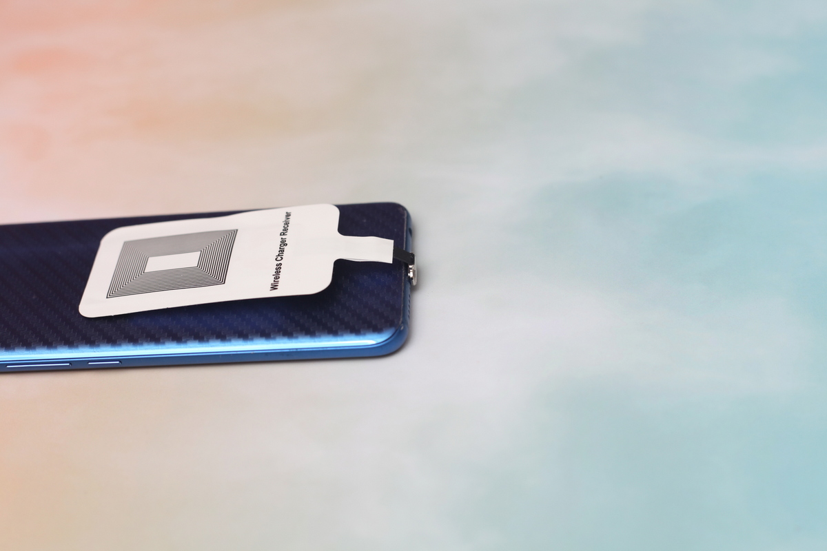 支持安卓无线充电器三合一,适用于无线充电的手机