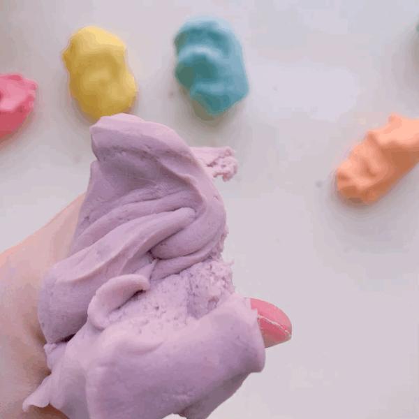 买来的橡皮泥有毒吗,外面买的橡皮泥做手工