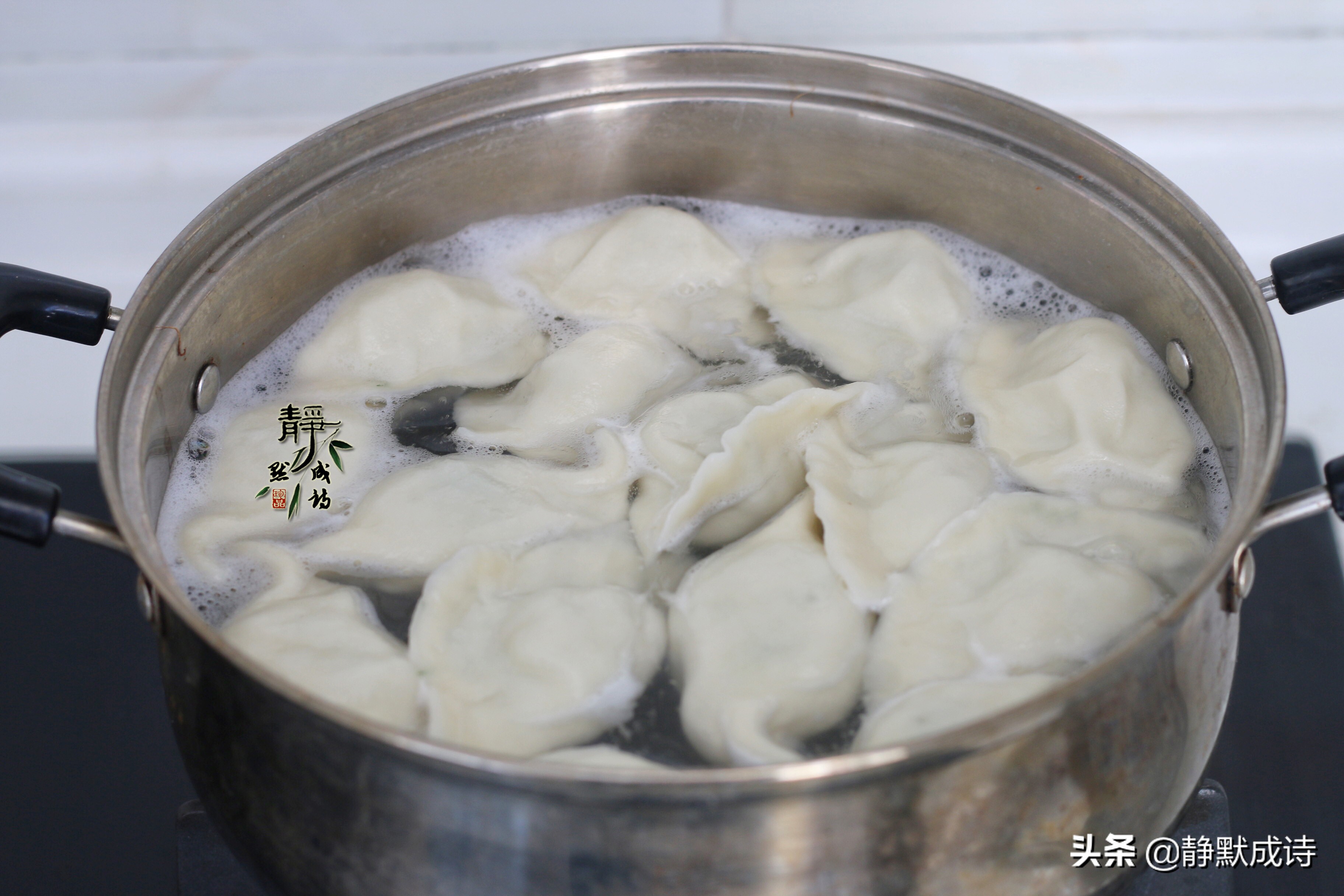 春天啥菜包饺子好吃,此菜软糯q弹