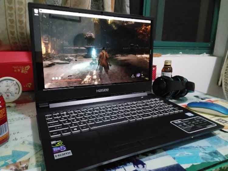 准大学生挑选笔记本电脑视频,请大家推荐几款笔记本电脑