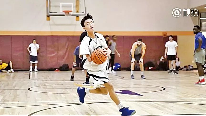 杰夫贝佐斯领养的女儿,亚马逊创始人杰夫贝佐斯私人豪宅