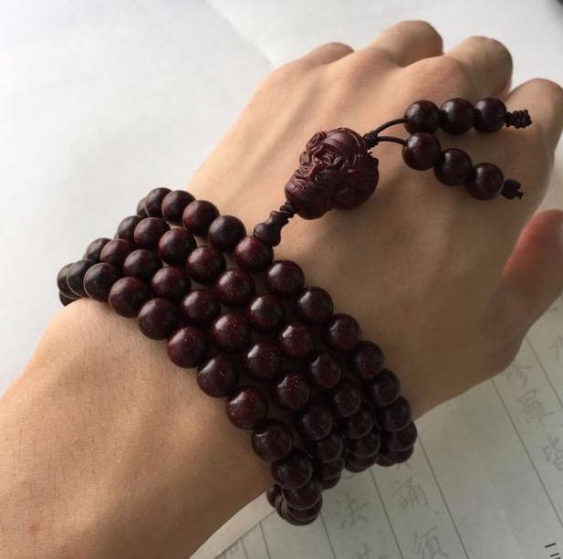 小叶紫檀手串补救方法,小叶紫檀手串包浆后可以用手盘吗
