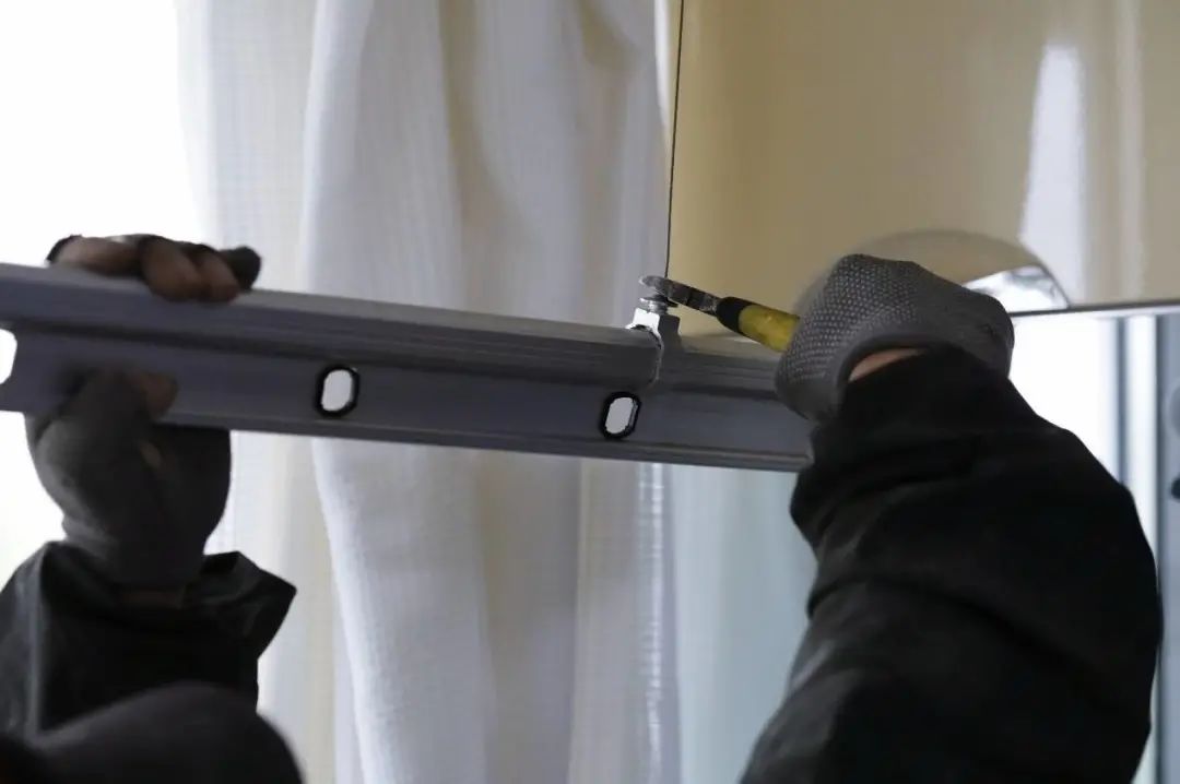 邦先生s31隐形晾衣架安装,邦先生m31晾衣架