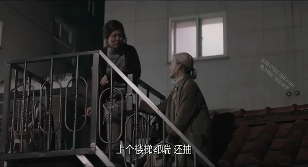 韩影真敢拍！这部《老妇人》，拍出了老人遭性侵后，世人的冷漠