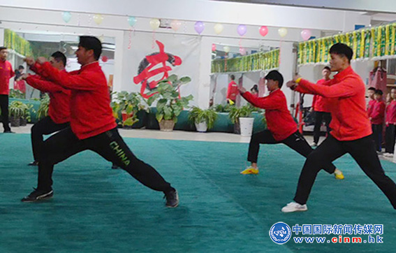 武术展演迎新年,郑州体校武术训练队